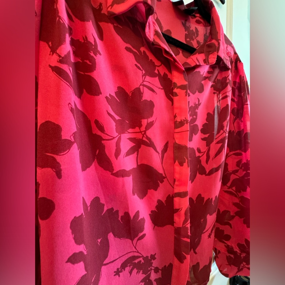 Lumiere Tops Floral Raspberry Color Button Up Blo… - image 4